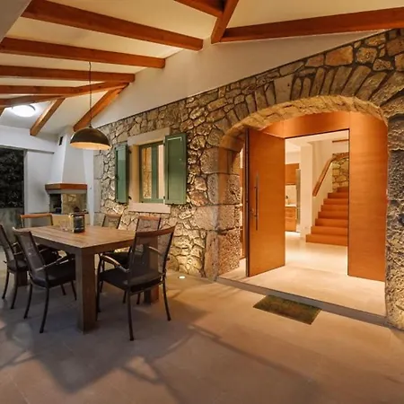 Lu 2 Krk By Guide 빌라