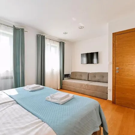 Lu 2 Krk By Guide 말린스카