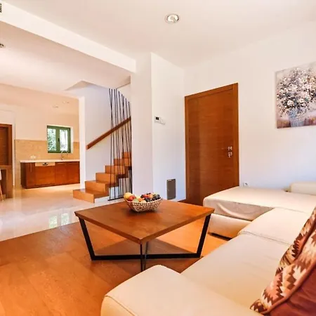 Lu 2 Krk By Guide 말린스카