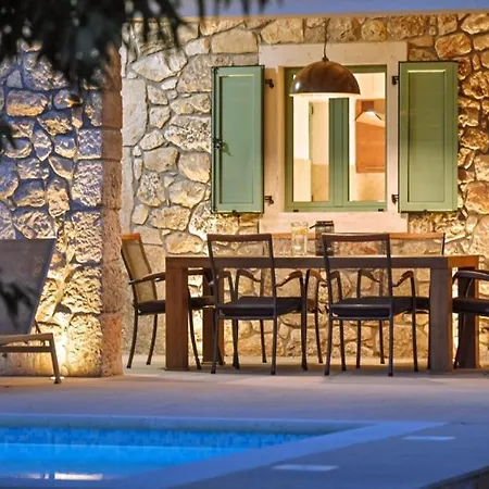 Lu 2 Krk By Guide 빌라 *