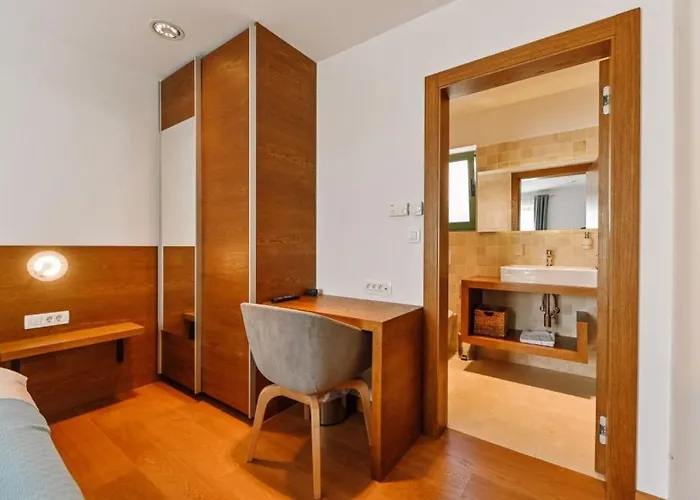 Villa Lu 2 Krk By Guide *