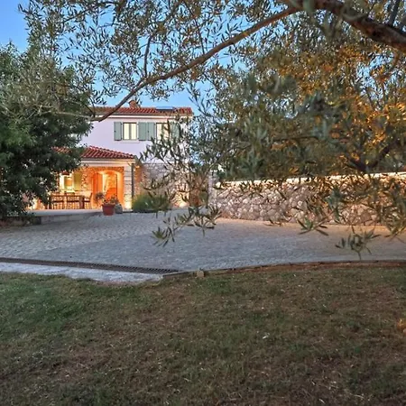 Lu 2 Krk By Guide Villa