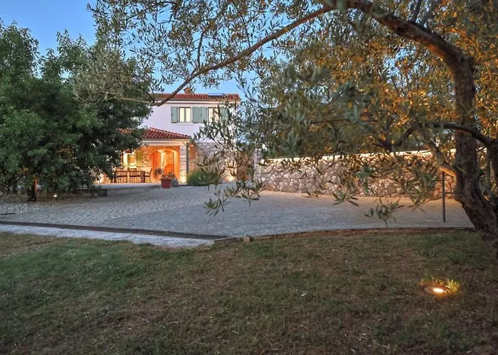 Lu 2 Krk By Guide Villa