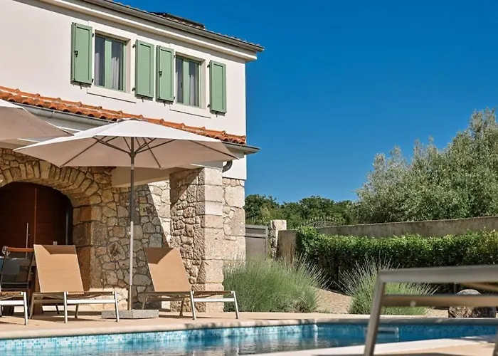 Villa Lu 2 Krk By Guide